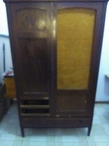 Guarda Roupa Antigo !!! - Móveis - Assunção, São Bernardo do Campo  1009247417 | OLX