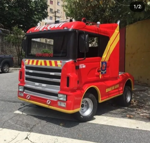 Brinquedo Infantil Caminhão Miniatura Super Frota Bombeiros