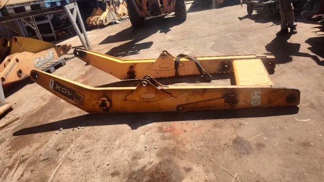 Braço ?H? (Braço carregadeira) Retroescavadeira JCB 4CX p/n 128/G7704 - Foto 3