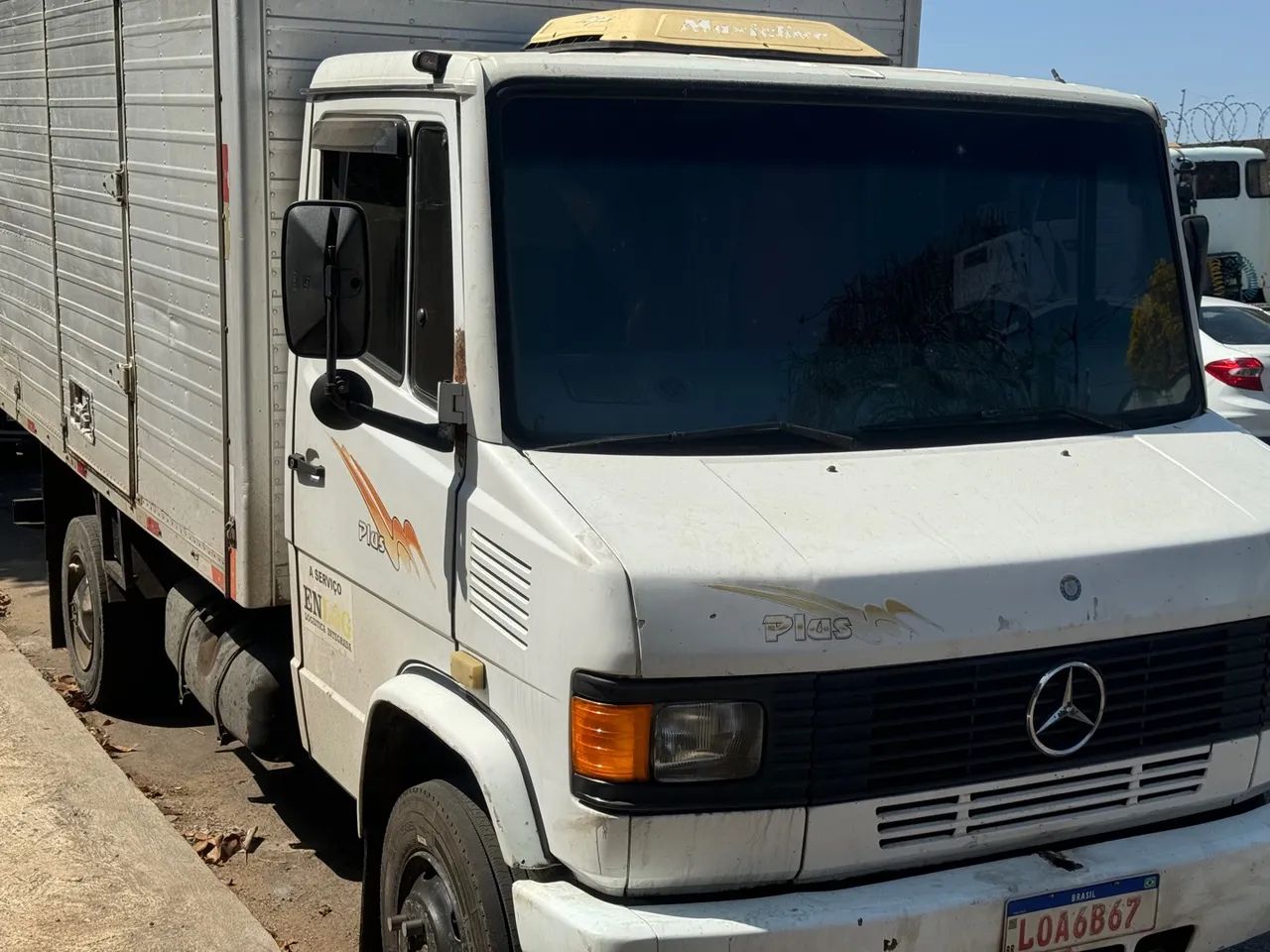 M.benz 710 baú 2002/2002 - Foto 12