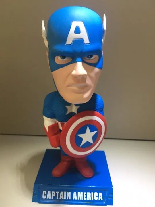 Capitão América Marvel Bobble Head Funko  - Foto 2