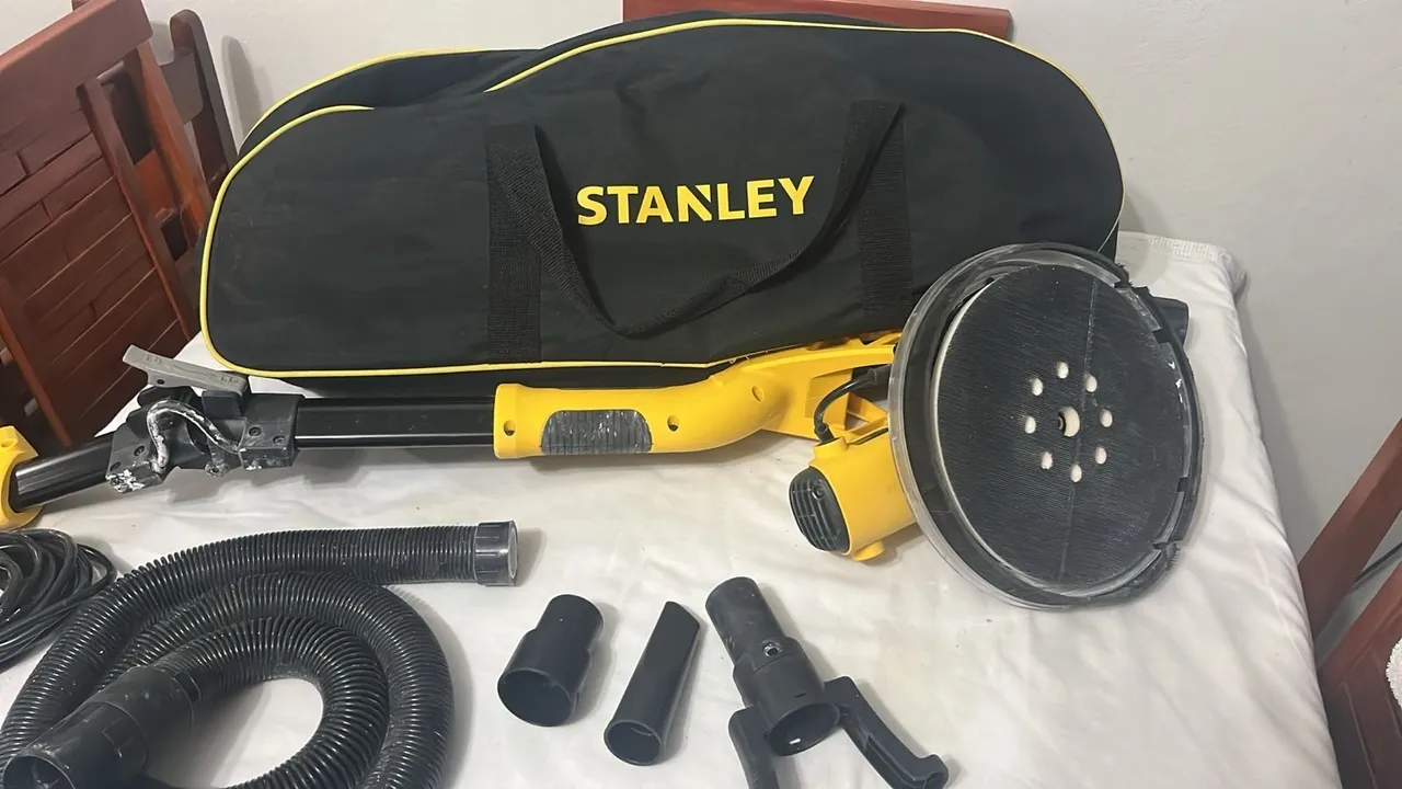 Lixadeira de Parede Roto Orbital com Led 230mm 9 Pol. 720W - STANLEY-SW75 - 110VOLTS
