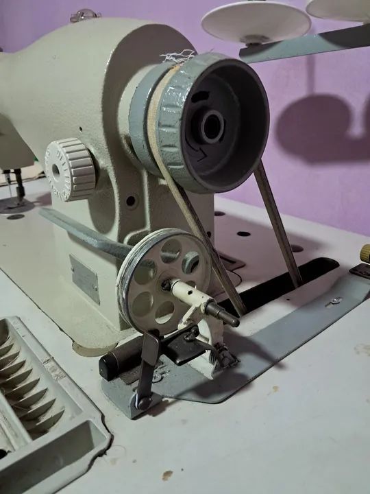 Máquina de Costura Industrial Singer - Foto 2