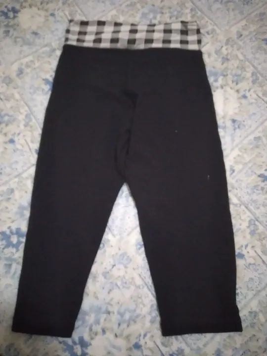 Calça Legging Preta com Cintura em Xadrez - Foto 2