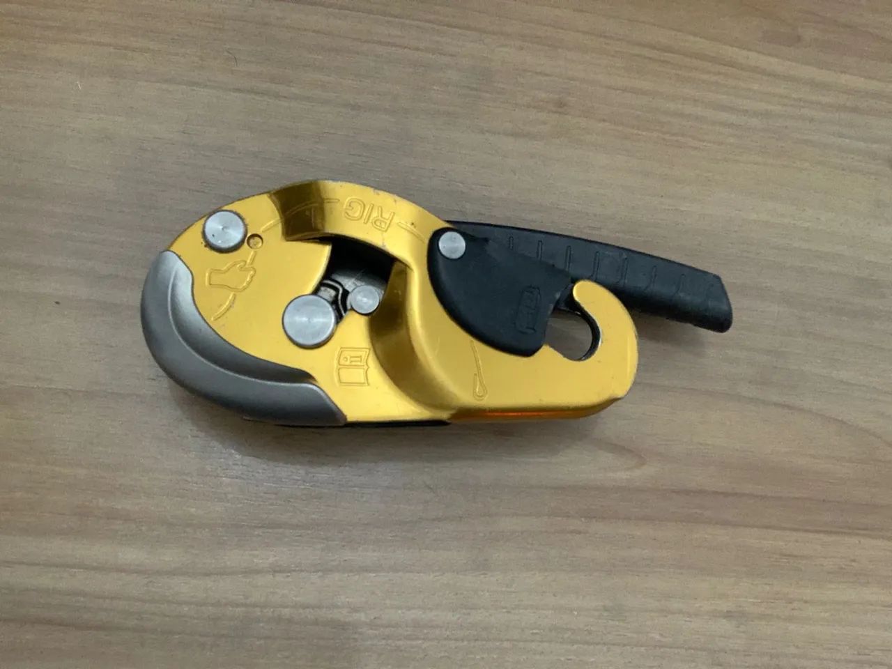 Descensor Id - Petzl - Foto 2