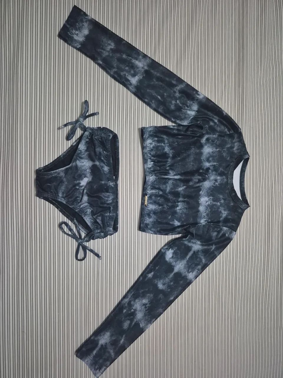 Biquíni com blusa 