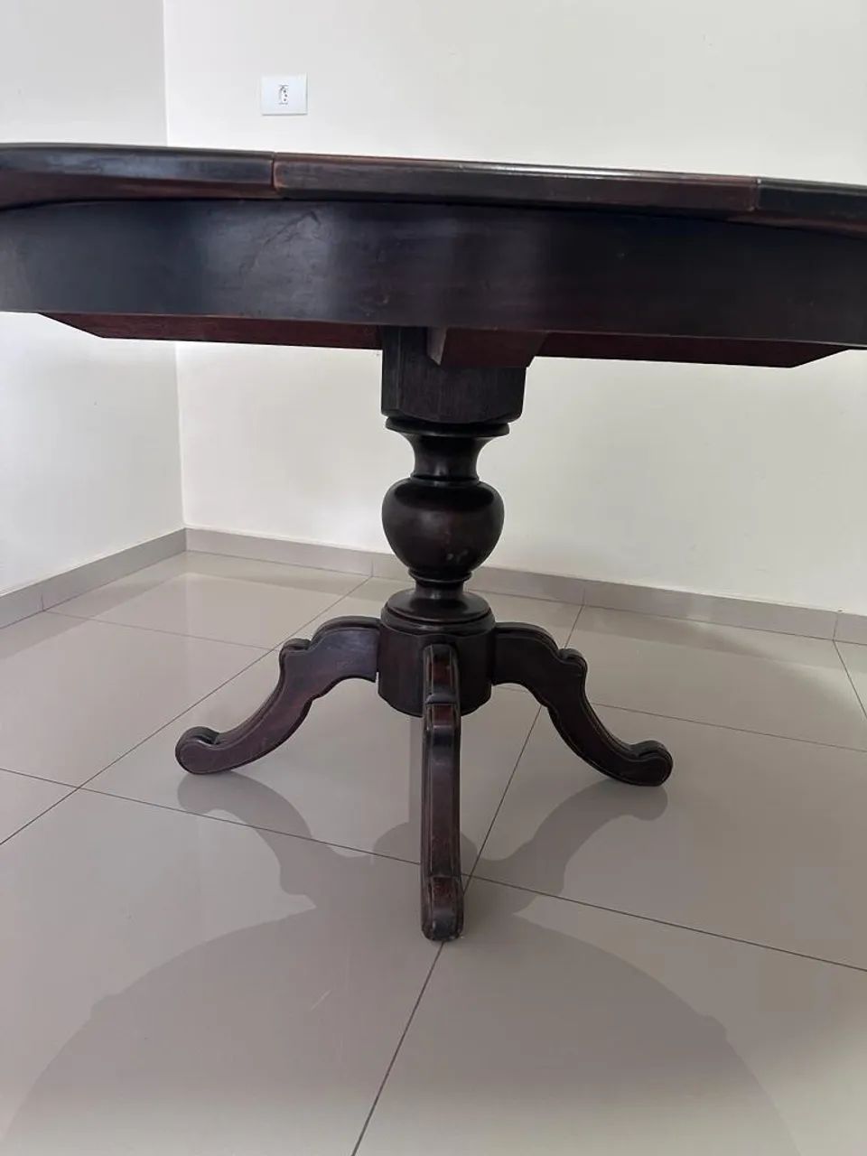 Maravilhosa mesa de madeira maciça - Foto 2