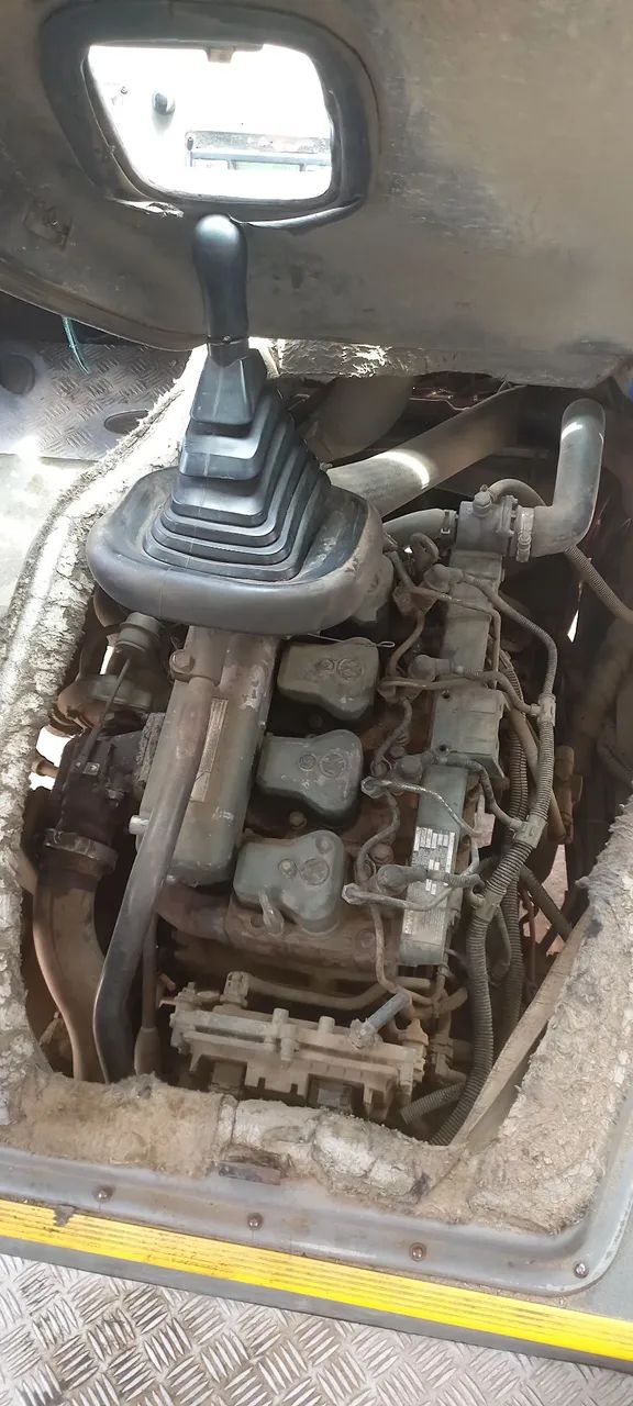 Micro ônibus ibrava motor mwm serie 12,  ano 2010 - Foto 6