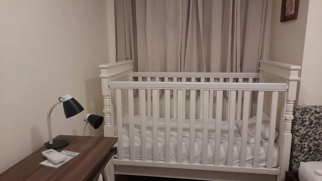 Berço Provençal em Madeira com palhinha natural. - Foto 2