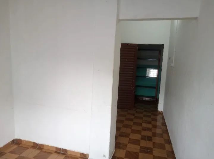 Alugue-se uma ktinet para uma pessoa 