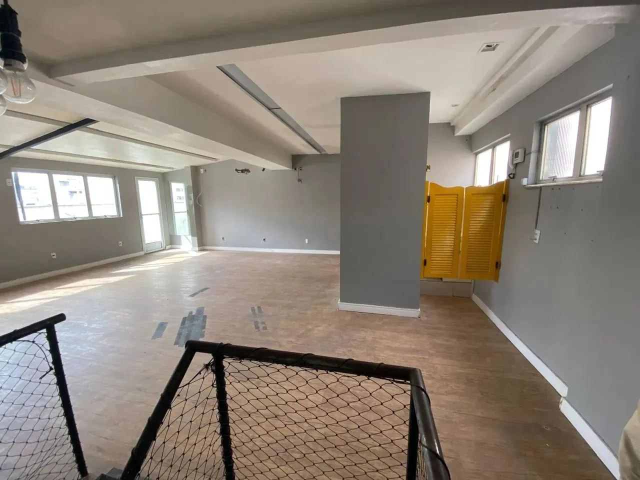 Sala Comercial para aluguel em Icaraí com 130 metros quadrados, 4 salas em Icaraí - Niteró