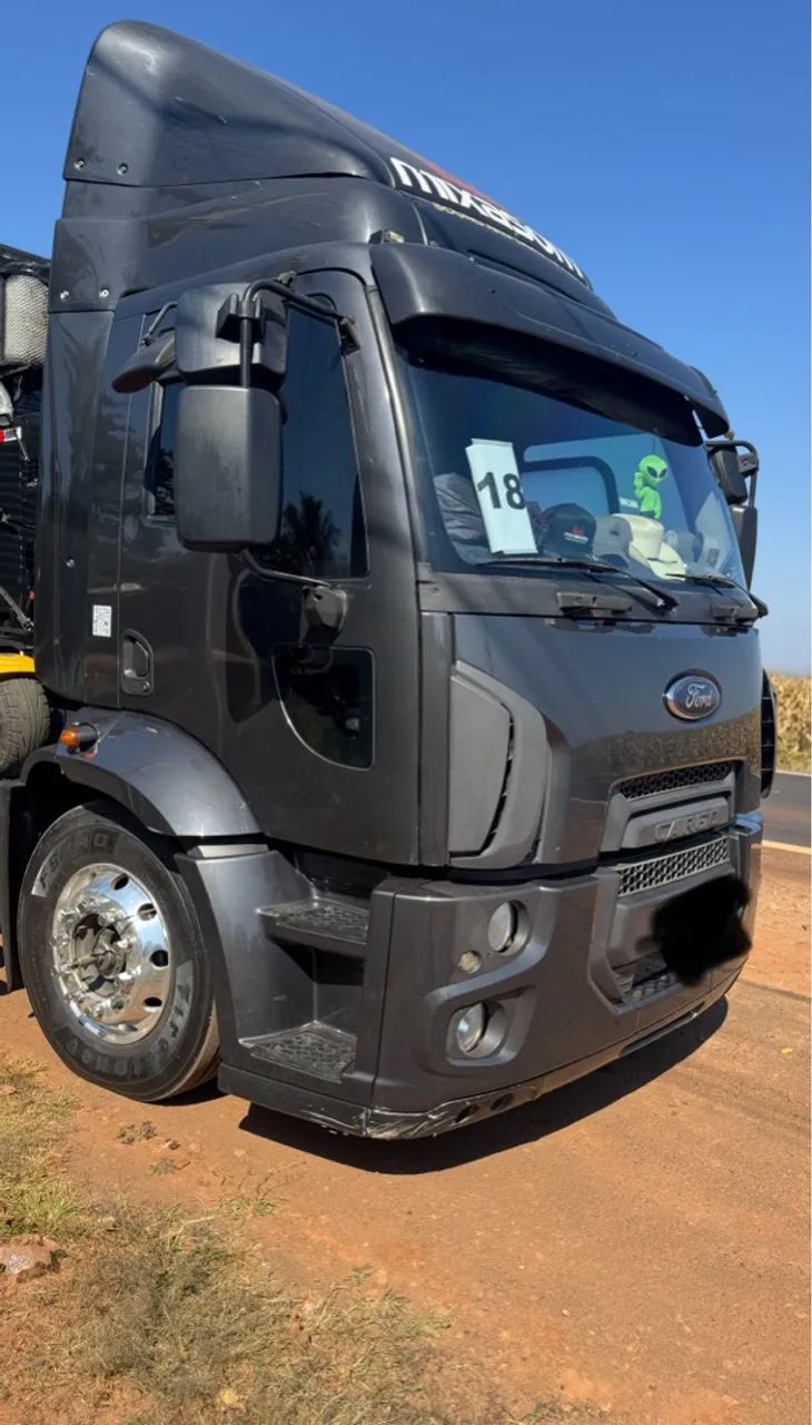 Caminhão Ford Cargo 1419