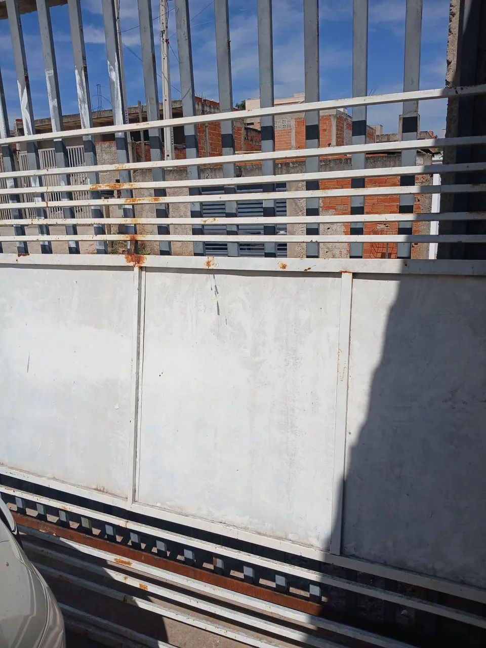 Portão de aço para garagem - Foto 4