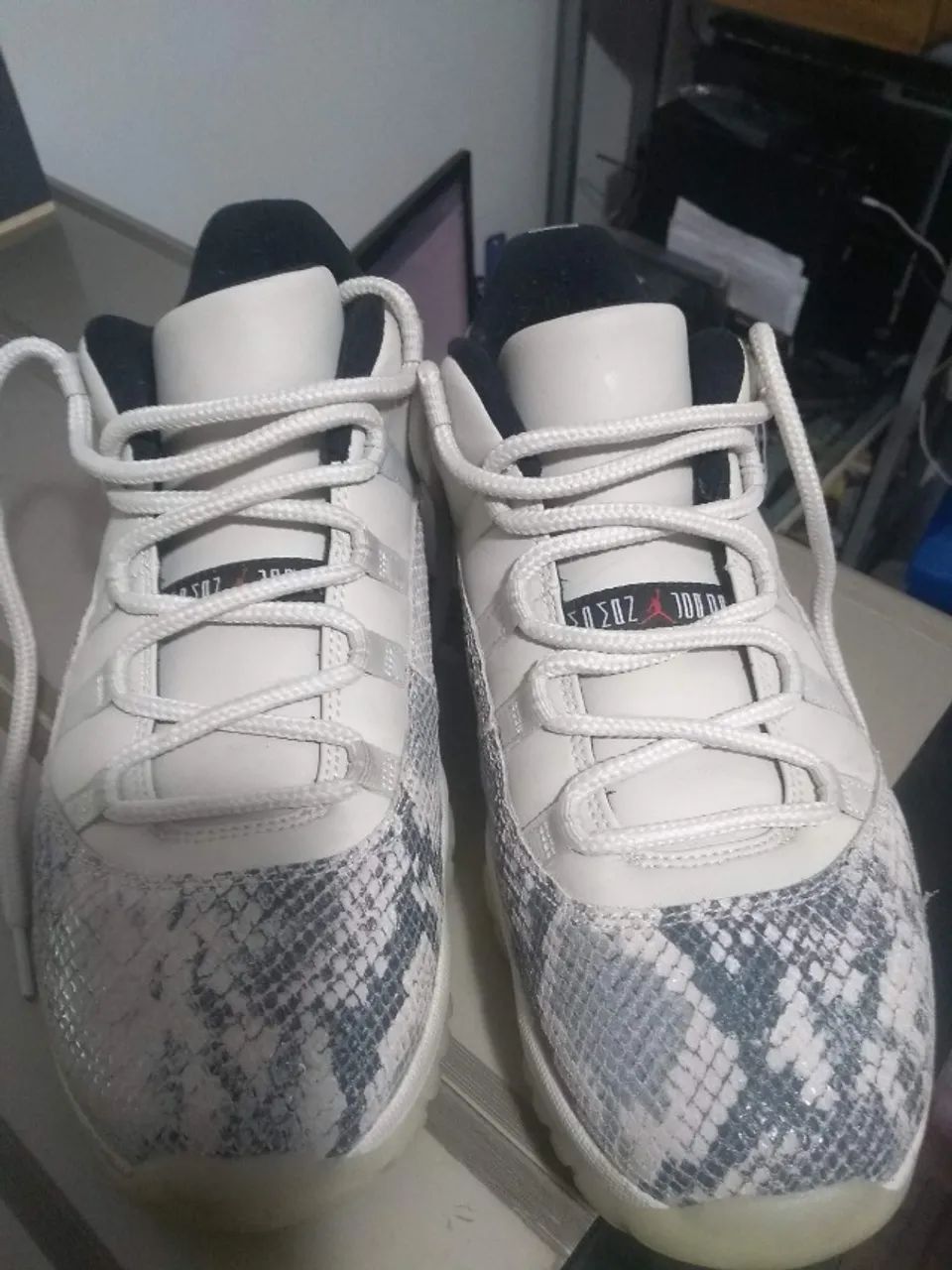 Air Jordan 11 Snake Skin - Tamanho 43