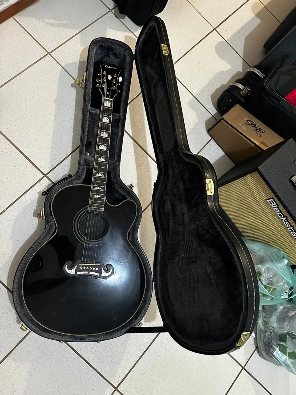 Violão Epiphone Elétrico Preto com Case