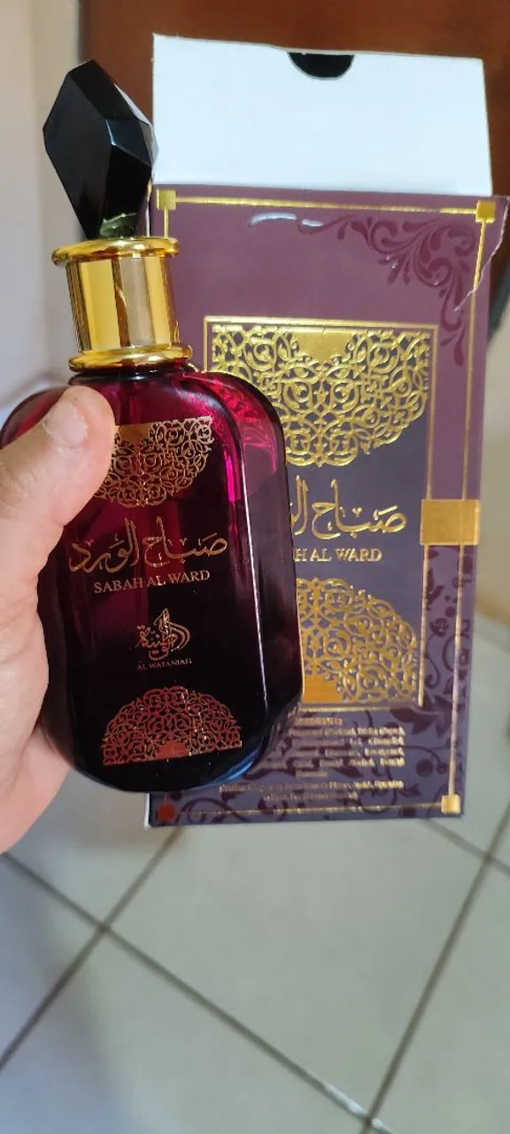 Perfume árabe feminino
