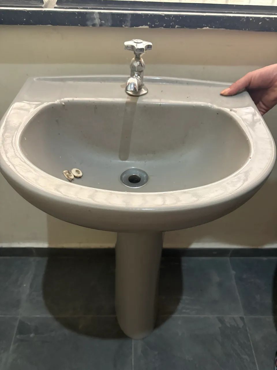 Pia de cerâmica 64840784276481120