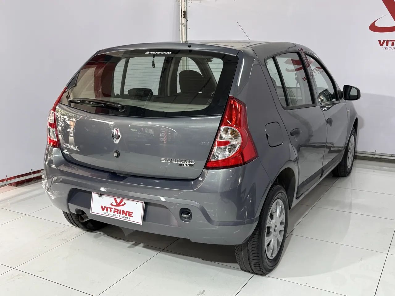 Renault Sandero 2011 1.0 expression 16v flex 4p manual - Foto 5