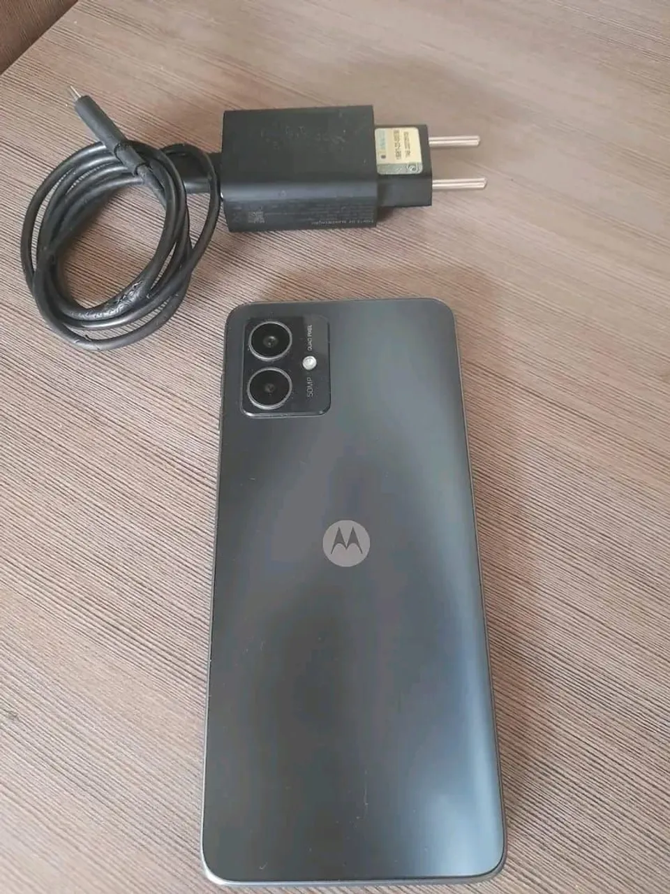 Vendo semi novo , faço entrega cm taxa . 97 99902- 9326