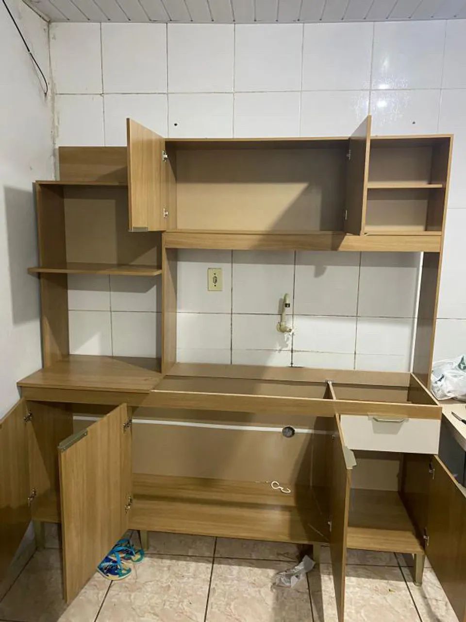 Armário semi novo