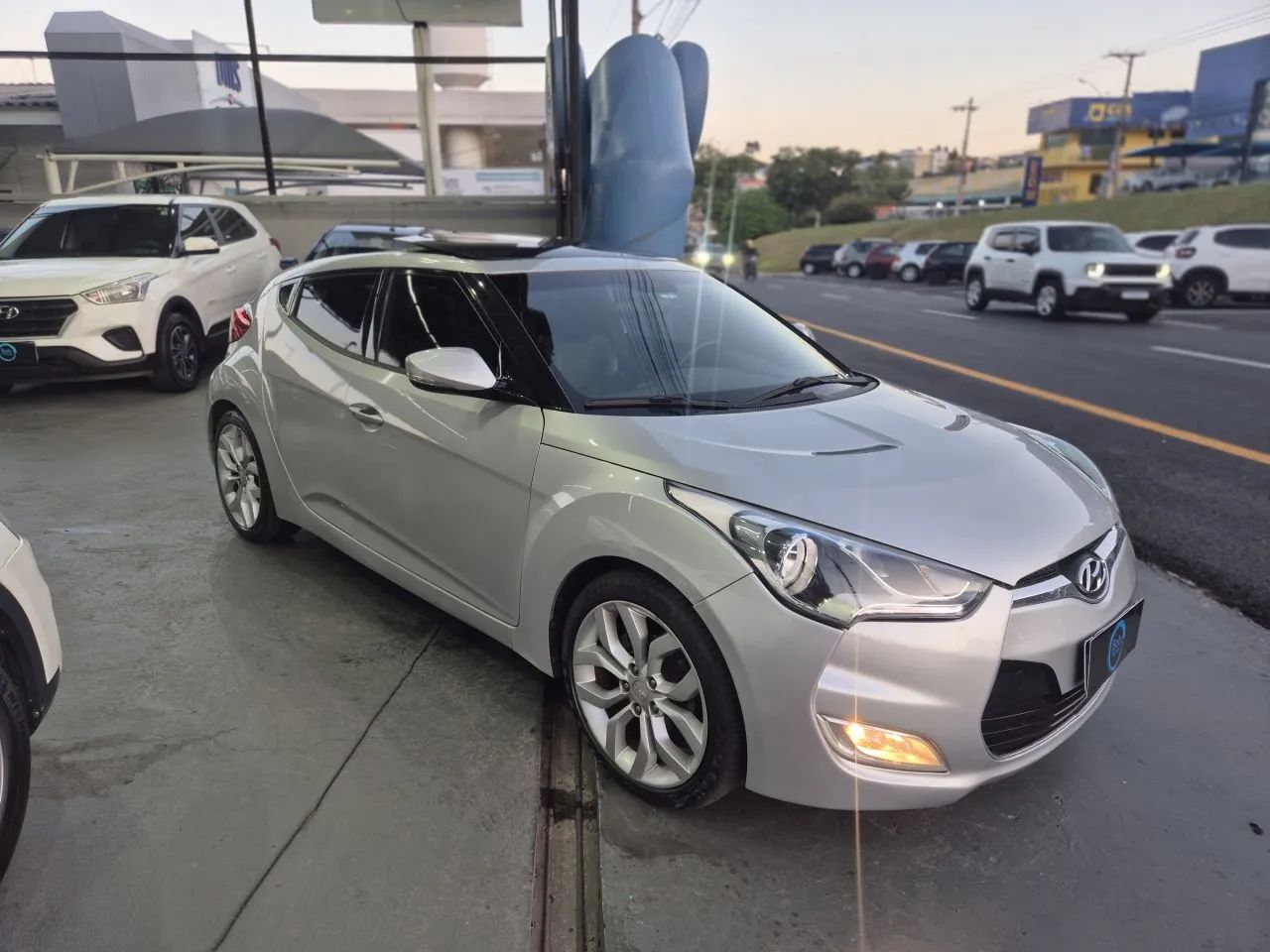 Veloster 1.6 Top de Linha Teto+Aro 18 2012 - Foto 3