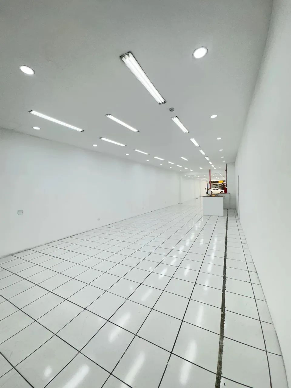 Ponto comercial/Loja/Box para aluguel possui 400 metros quadrados - Foto 6