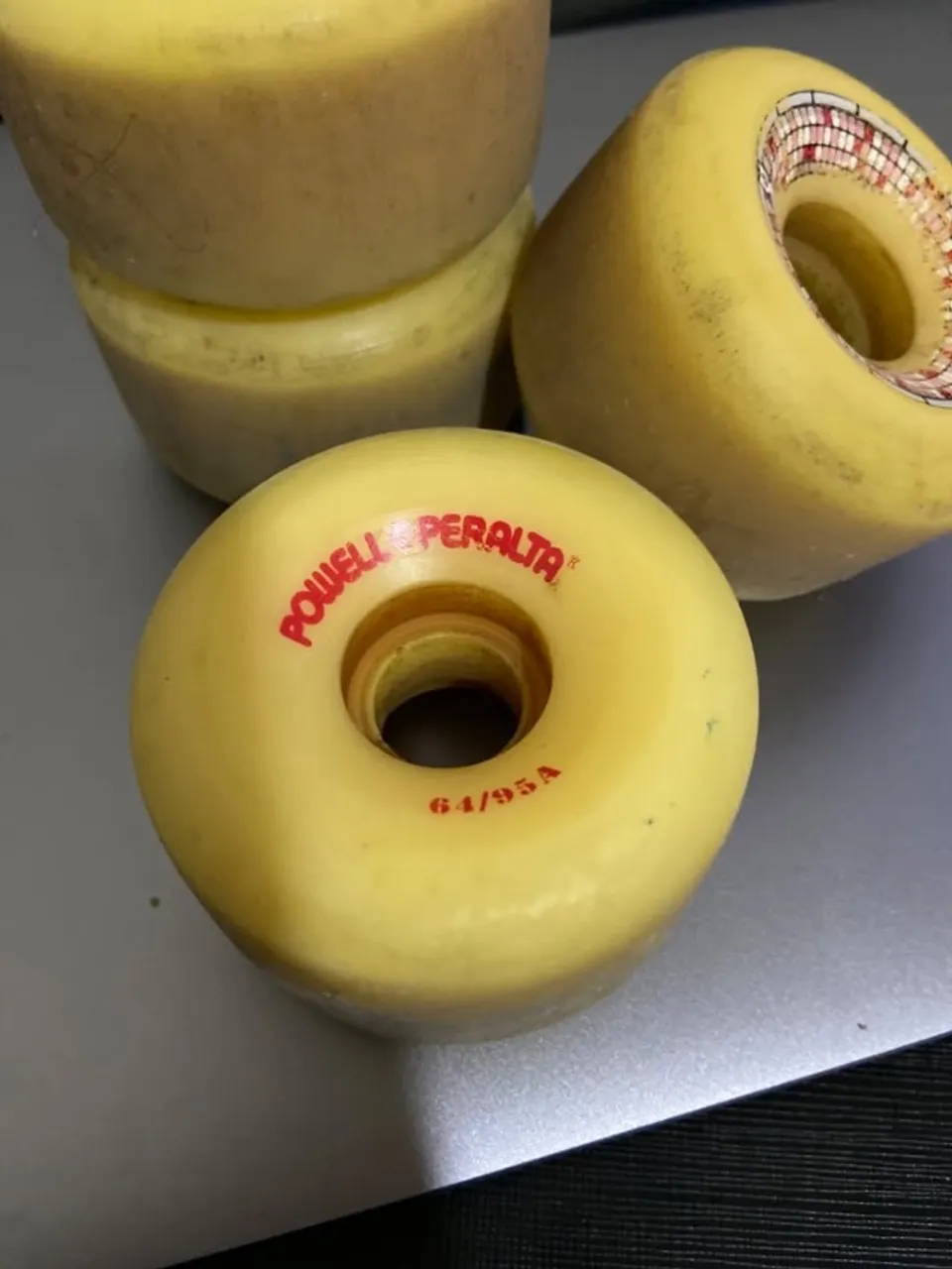 Rodas Powell Peralta Bowl Bombers 64mm