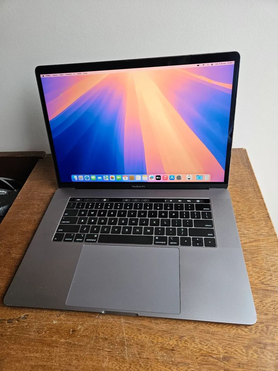 macbook pro 2018 16gb