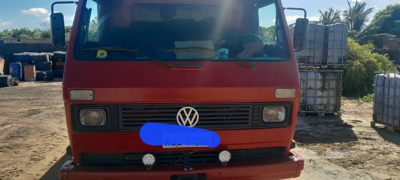 Vendo caminhão 7.90