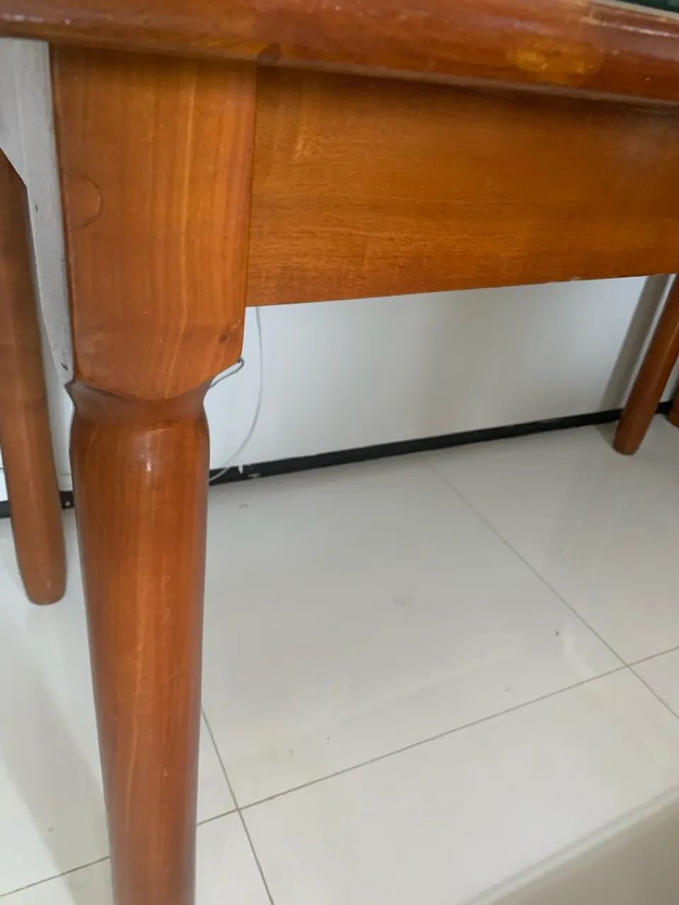 Mesa de Jantar ou escritório em Madeira com Tampo de Vidro Tok&Stok - Foto 3