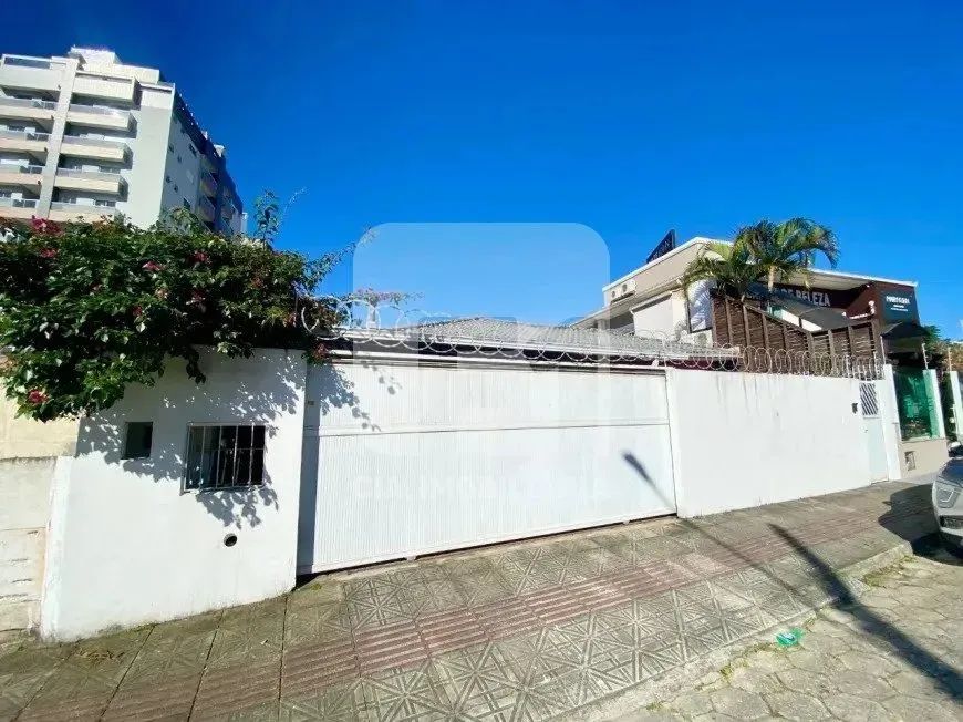 Casa de 5 dormitórios à venda no Canto - Foto 2