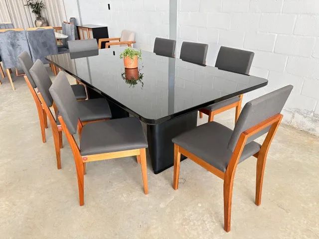 Mesa de Jantar Preto tampo 2.20x1.10 com 8 cadeiras