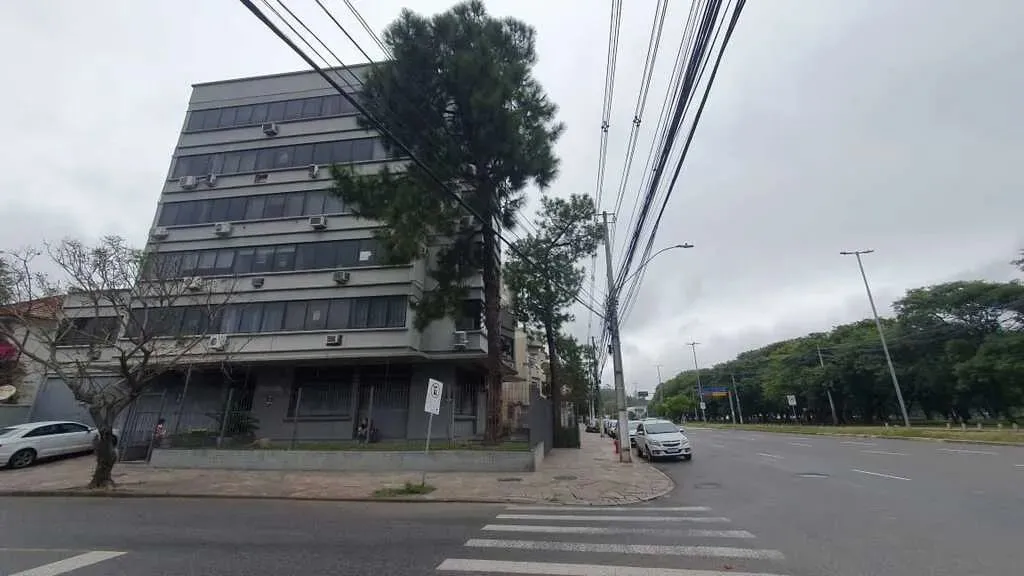 Edifício Barão do Cerro Largo Sala 601 - Sala à venda no bairro Menino Deus - Porto Alegre