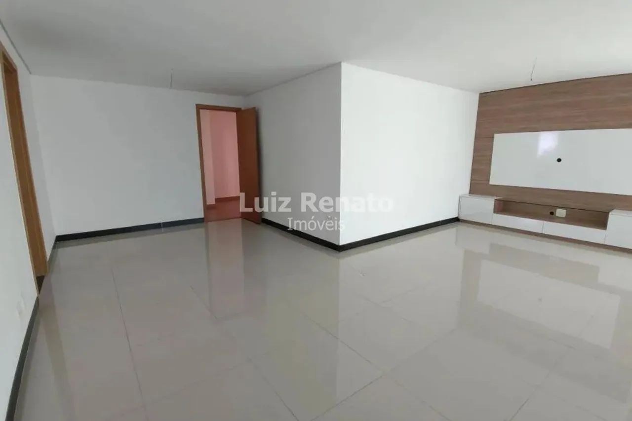 Apartamento á venda no bairro Cidade Nova