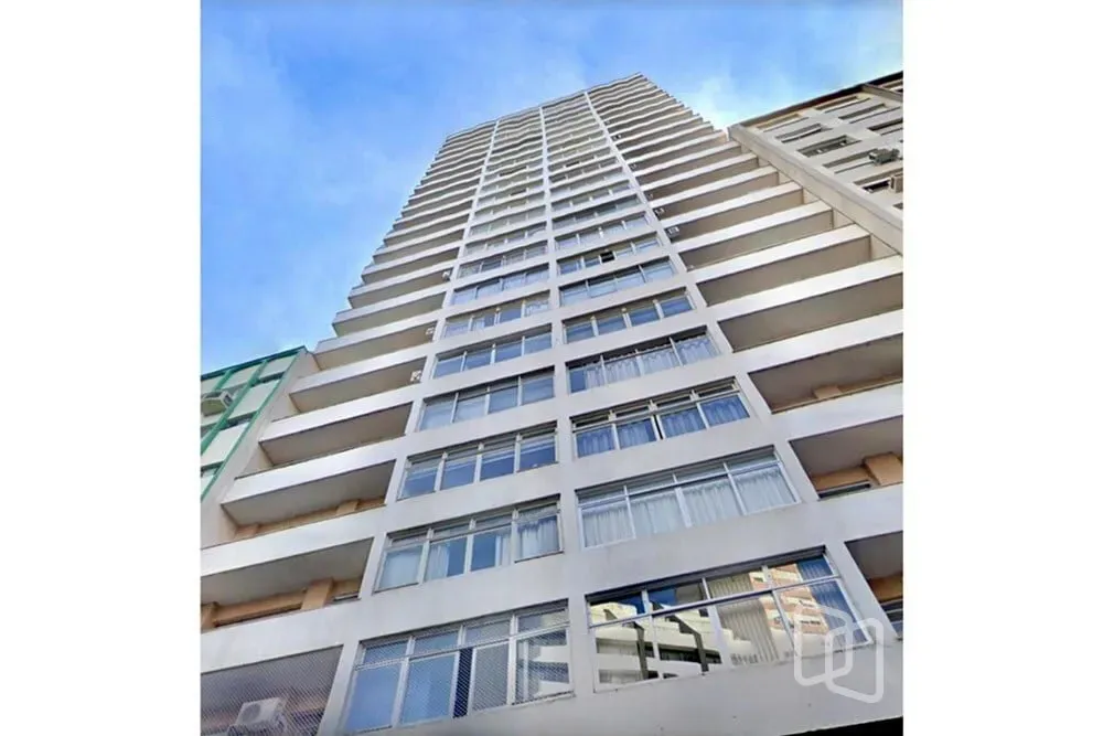 Imóvel na Borges de Medeiros com 2 dormitórios e 81m²