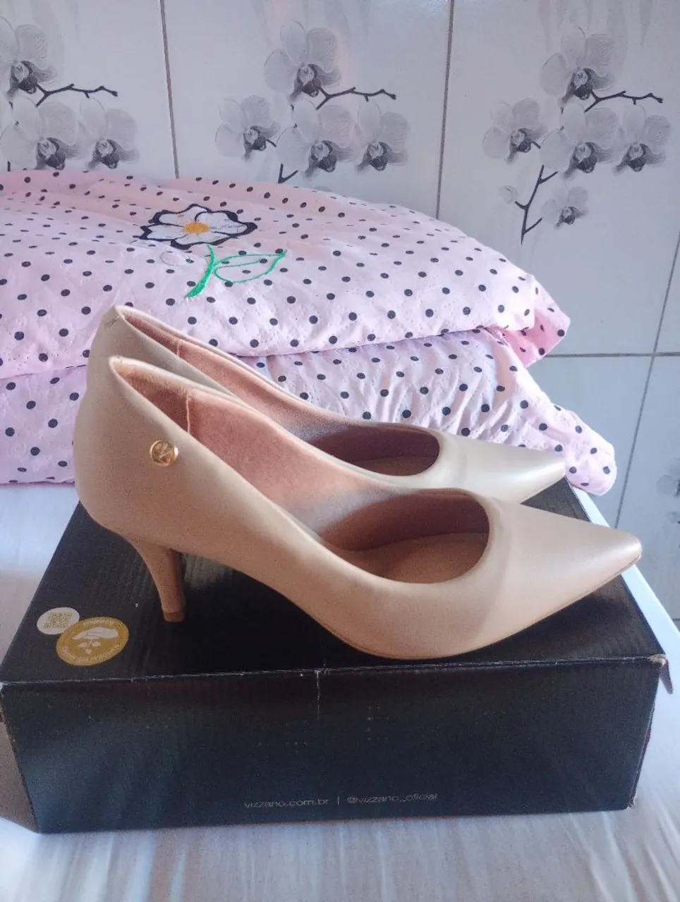 Sapato Scarpin Vizzano Bege valor 80 reais