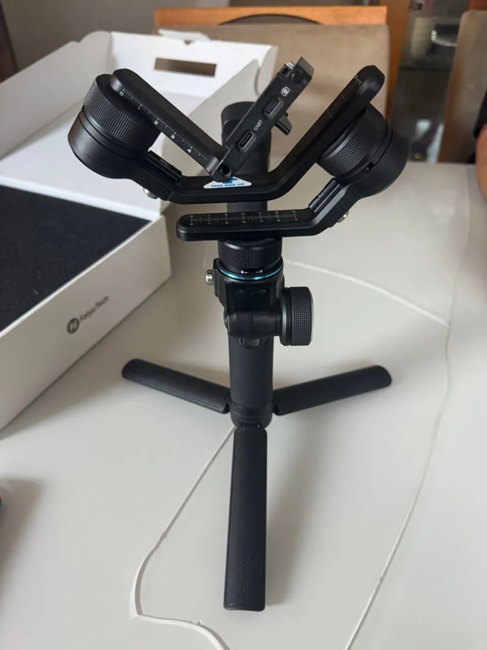 Estabilizador  FeiyuTech mini   (Para Câmeras e celular)