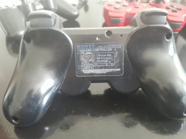 Controles de PS3 - 2 originais + 1 paralelo - Foto 5