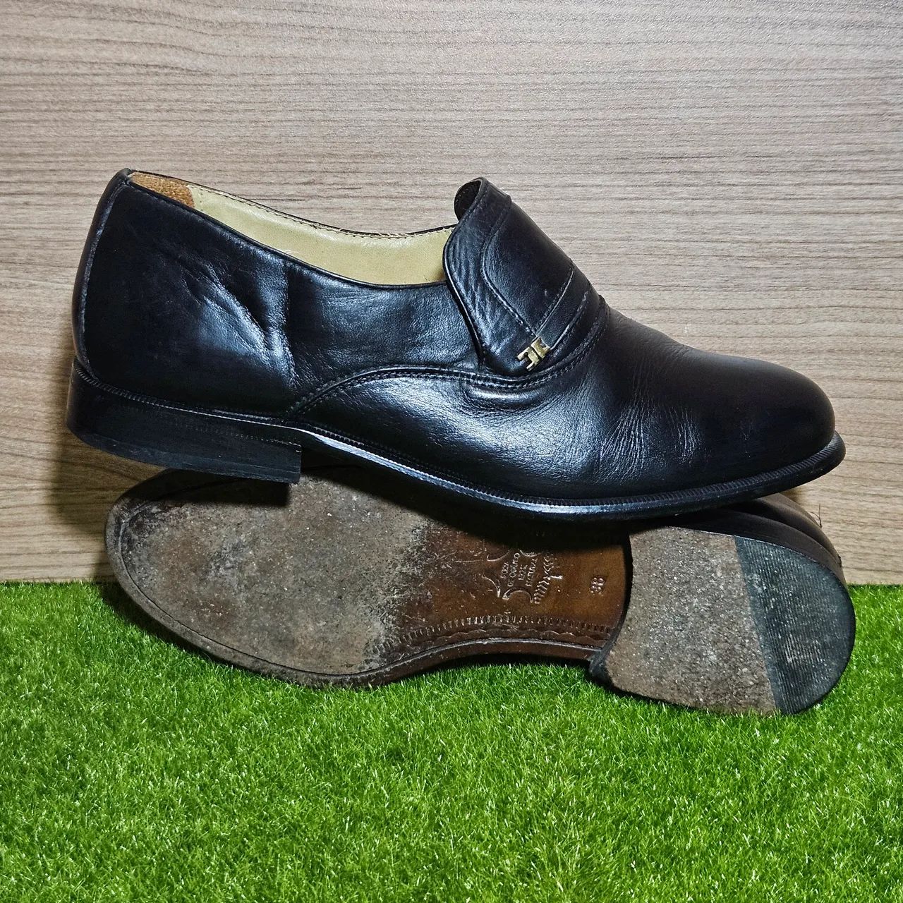 Sapatos Couro Legítimo Tam 38 - Foto 2