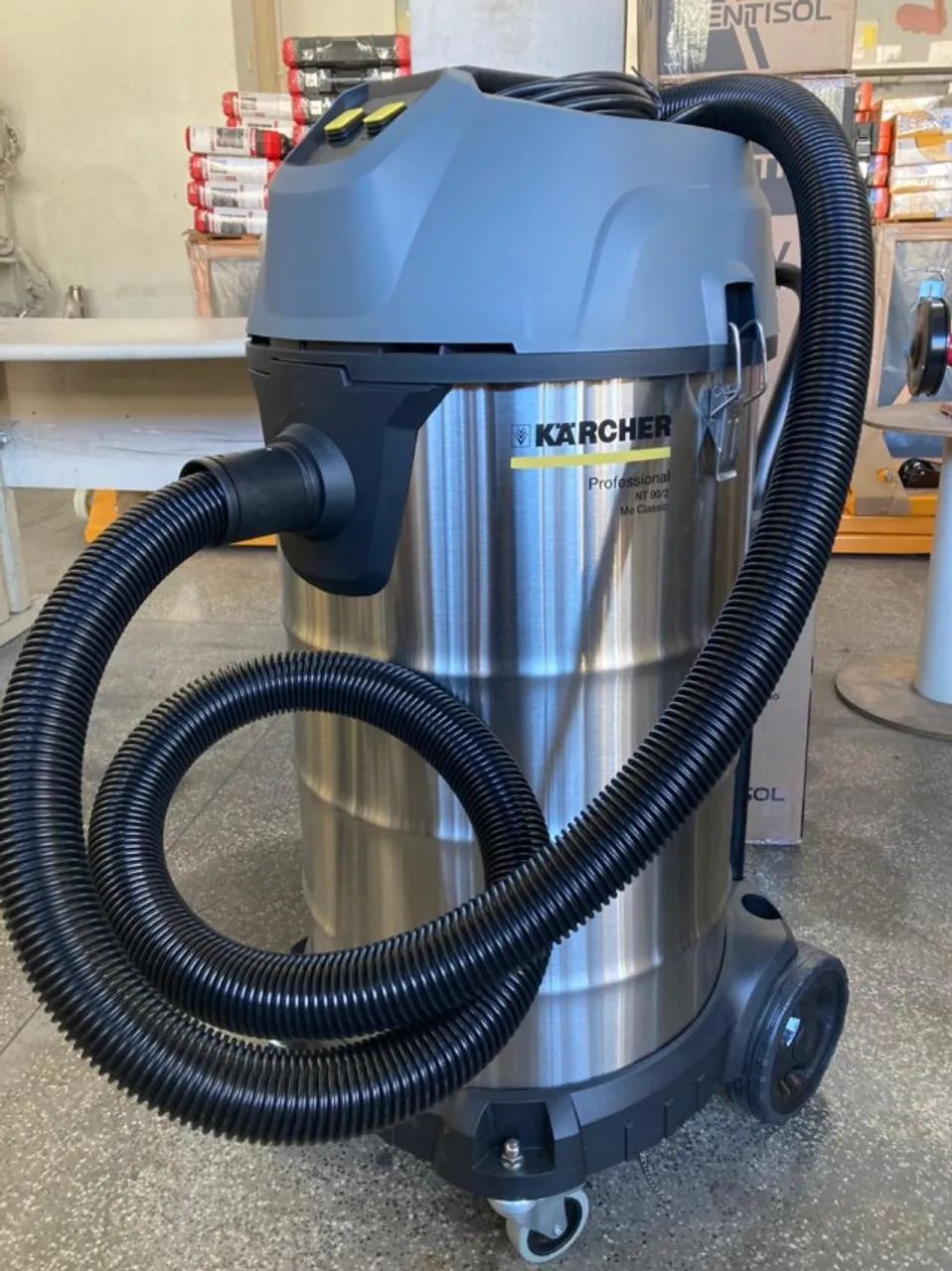 Aspirador  Industrial - NT90-2 - Karcher de Pó e Líquido - Foto 2