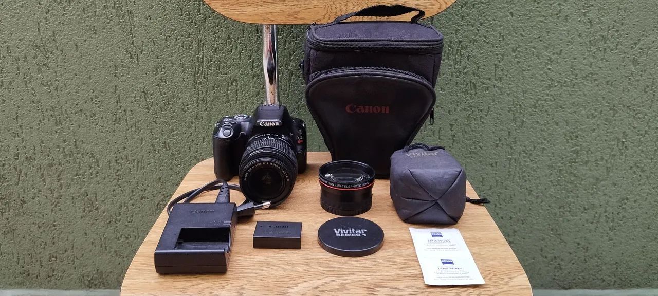 Canon SL2 Wi-fi com lente 18-55mm e adaptador lente Vivitar 