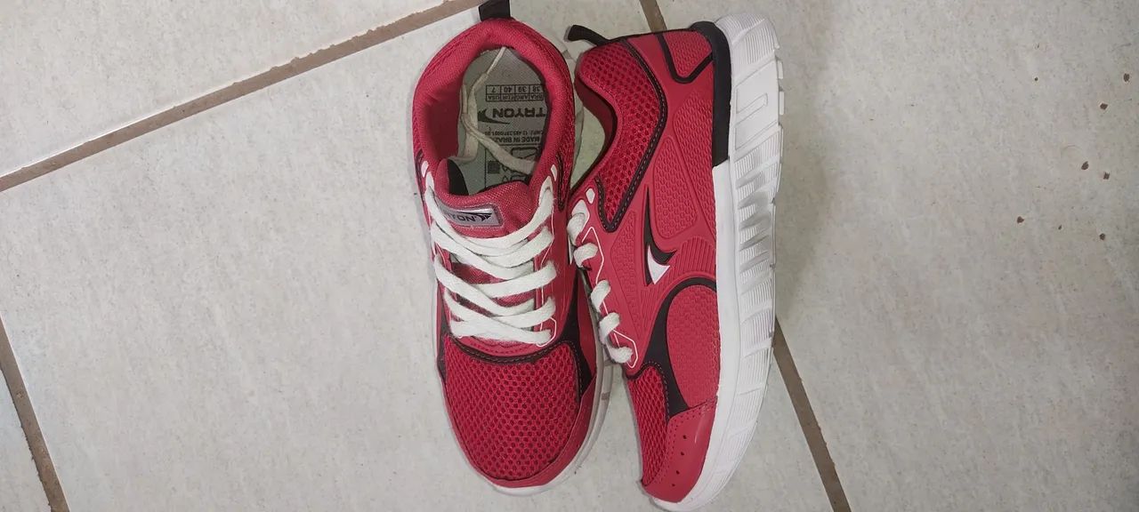 Tênis Esportivo Vermelho - Foto 4