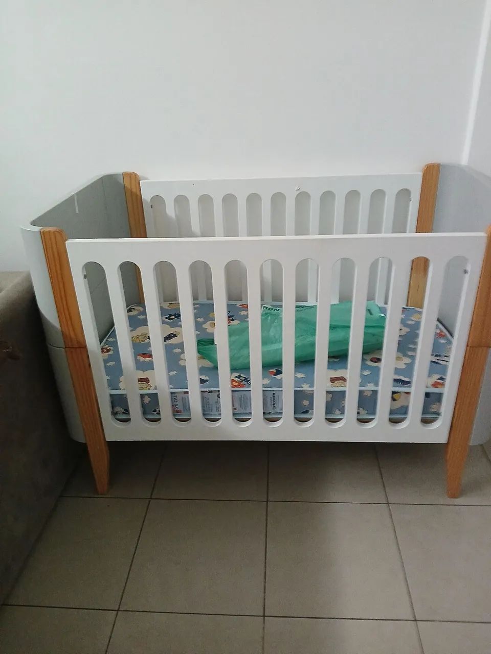 Poltrona mais berço 