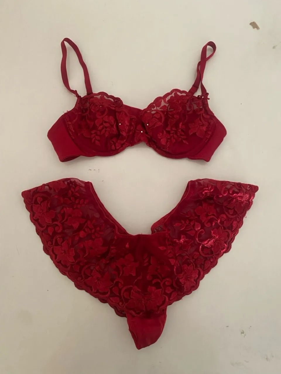 Conjunto lingerie vermelho com renda - Foto 3