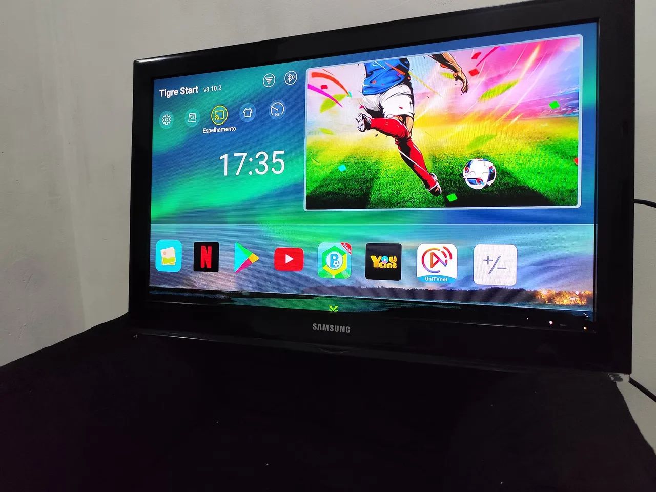 TV Samsung 32 polegadas digital funcionando perfeitamente não é smart só colocar uma box - Foto 2