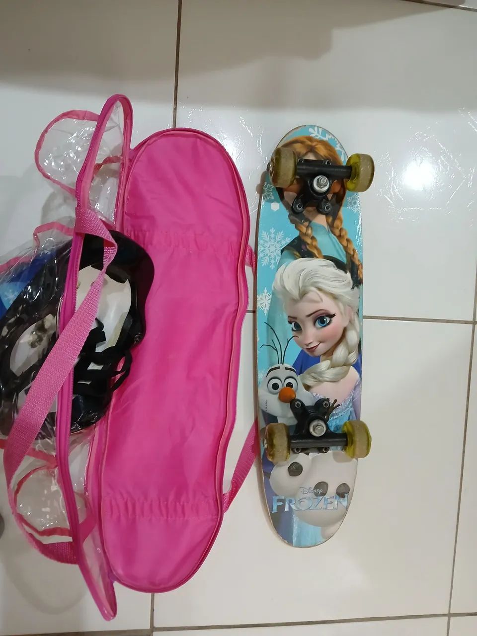 Skate da FROZEN bem novo!