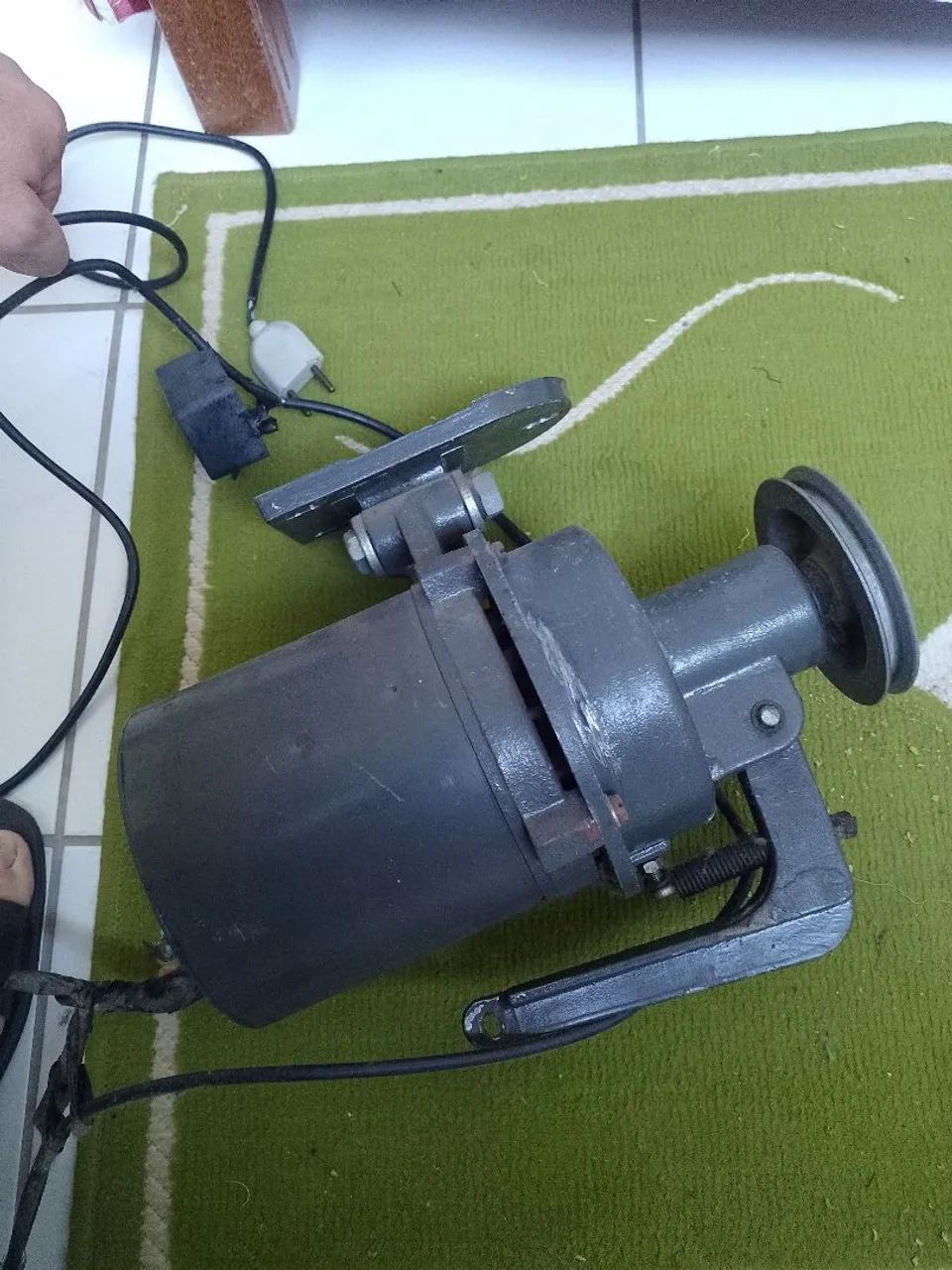 Motor de Máquina de Costura Industrial - Foto 3