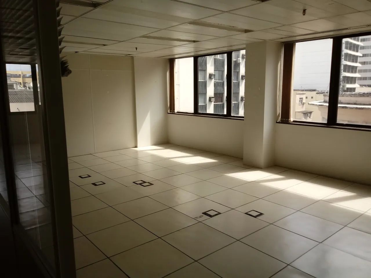 Andar Corrido e salas  para aluguel com 113 metros quadrados em Centro - Rio de Janeiro -  - Foto 4