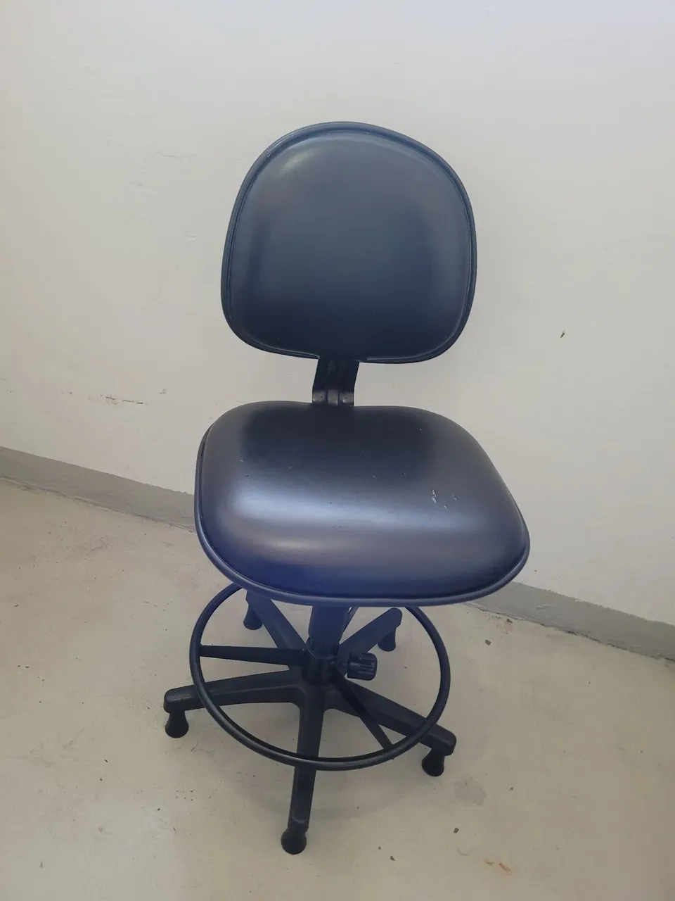 Cadeira de Escritório Giratória Preta