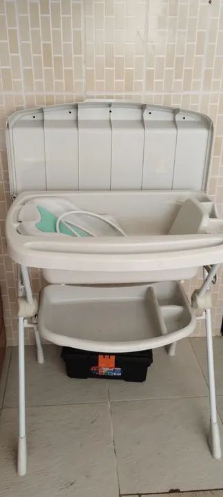 Trocador de bebe e banheira  - Foto 2